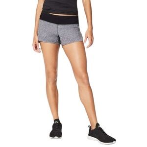 Lululemon Speed Short (2.5") in Fractal Alpine White Black / Black Size 10
